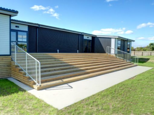 Tahatai Coast School