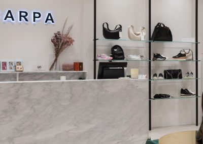 Scarpa Commercial Bay